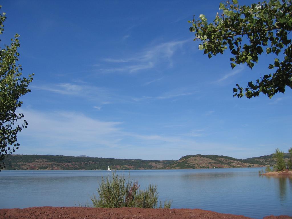 Gite Du Salagou Octon ภายนอก รูปภาพ